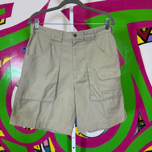 Eddie Bauer, Tan Khaki Shorts. Size 12. In excellent condition! - Picture 1 of 6